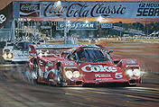 Duel at Sunset, Coca-Cola Porsche 962 Motorsport Kunstdruck von Nicholas Watts